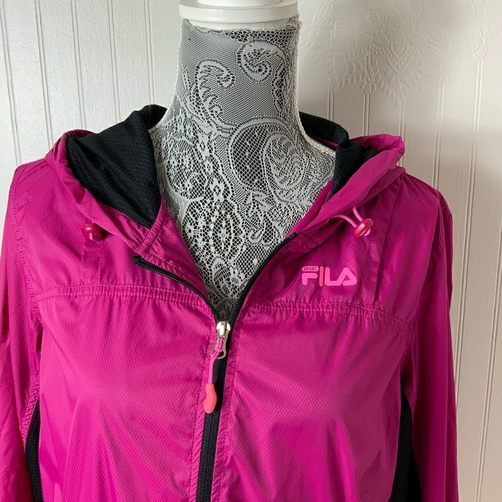 Women’s FILA windbreaker  - Picture 2 of 7